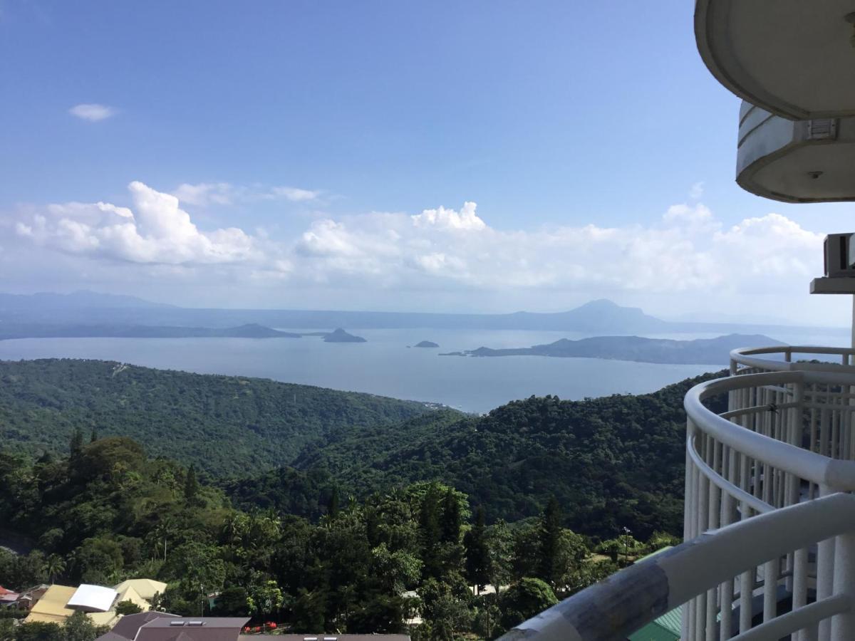 Condo With Free Swimming Pool & Viewing Deck Tagaytay City Εξωτερικό φωτογραφία