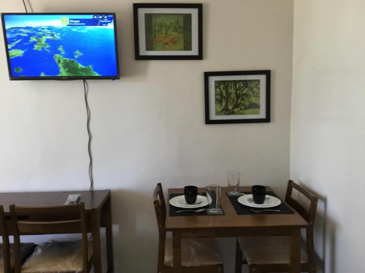 Condo With Free Swimming Pool & Viewing Deck Tagaytay City Εξωτερικό φωτογραφία
