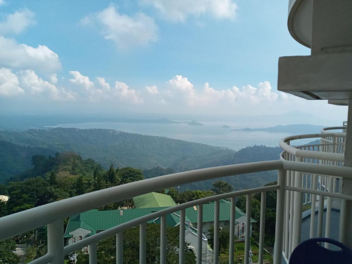 Condo With Free Swimming Pool & Viewing Deck Tagaytay City Εξωτερικό φωτογραφία