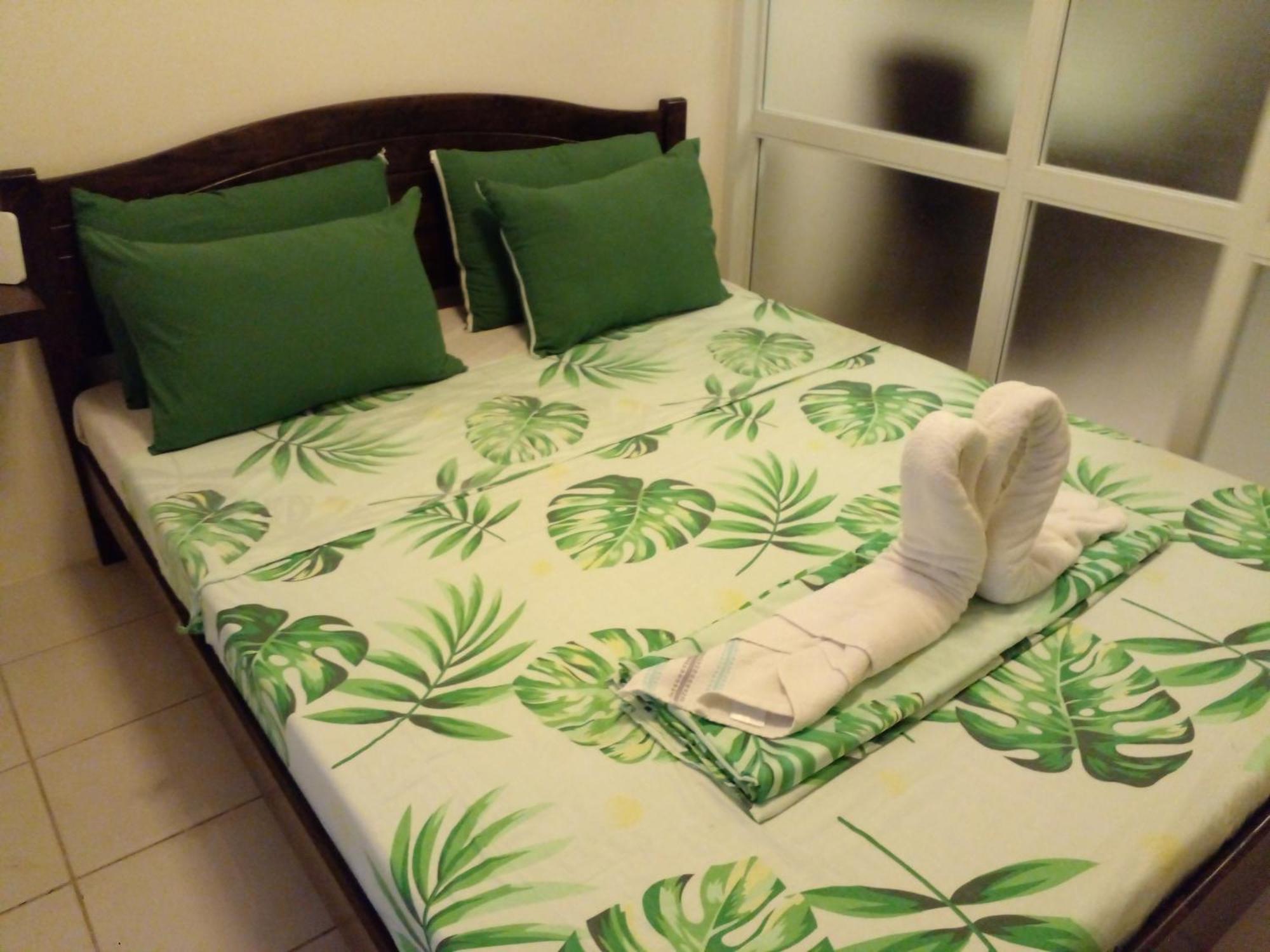 Condo With Free Swimming Pool & Viewing Deck Tagaytay City Δωμάτιο φωτογραφία